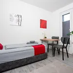 Apartamento Livemore24 - Space In Wlan - Smart-tv - 24-7 Check-in Und Küche Duisburg