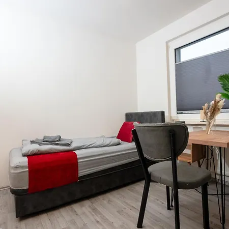 Apartamento Livemore24 - Space In Wlan - Smart-tv - 24-7 Check-in Und Küche *